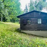 Adam U Lipna Lodge Horní Planá